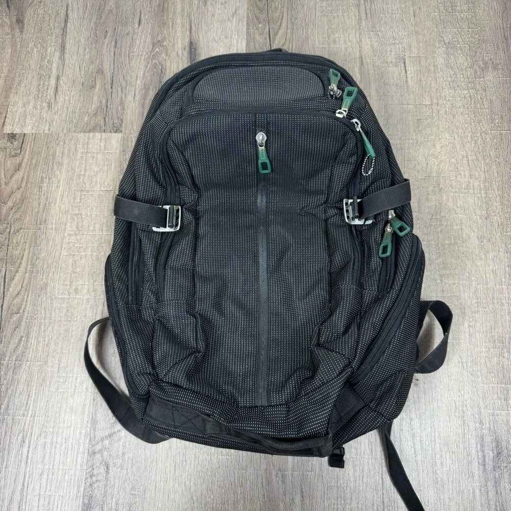 Thule Crossover Black Backpack Travel Laptop School Bag Multi Pocket Gorpcore